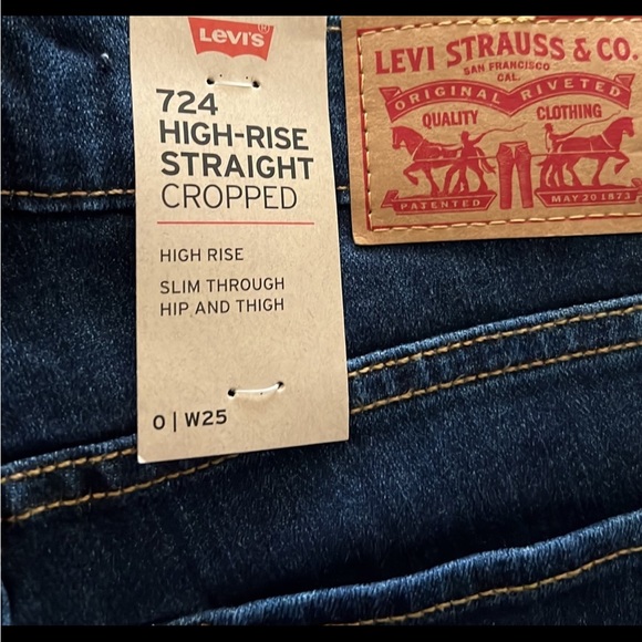 Jean’s - Picture 5 of 7